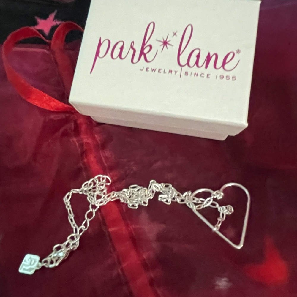 Park Lane silvertone heart necklace